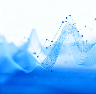 Abordagem de negociação orientada por dados voltada ao crescimento estável de portfólio cripto